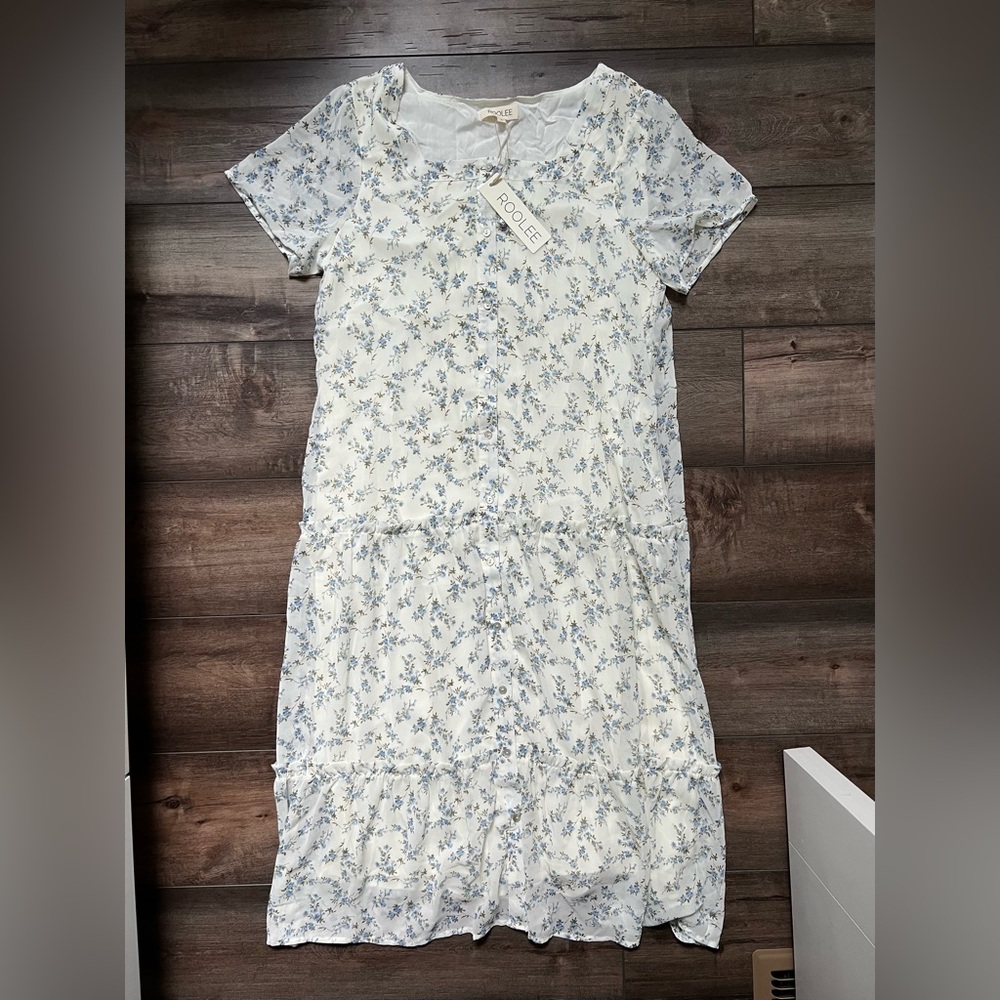 BNWT — Roolee Floral Midi Dress — Size Small